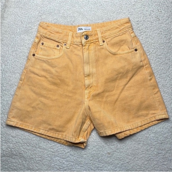 ZARA light Yellow Shorts Denim Size 4 Comfy In Style - Picture 4 of 8